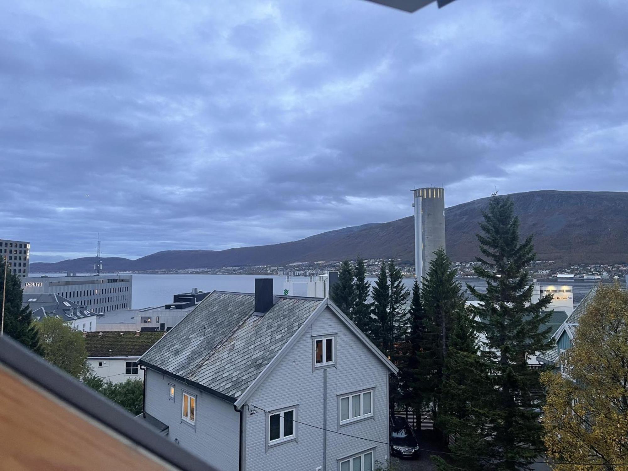 Nice Apartment Near To City Center Of Tromsø Eksteriør bilde